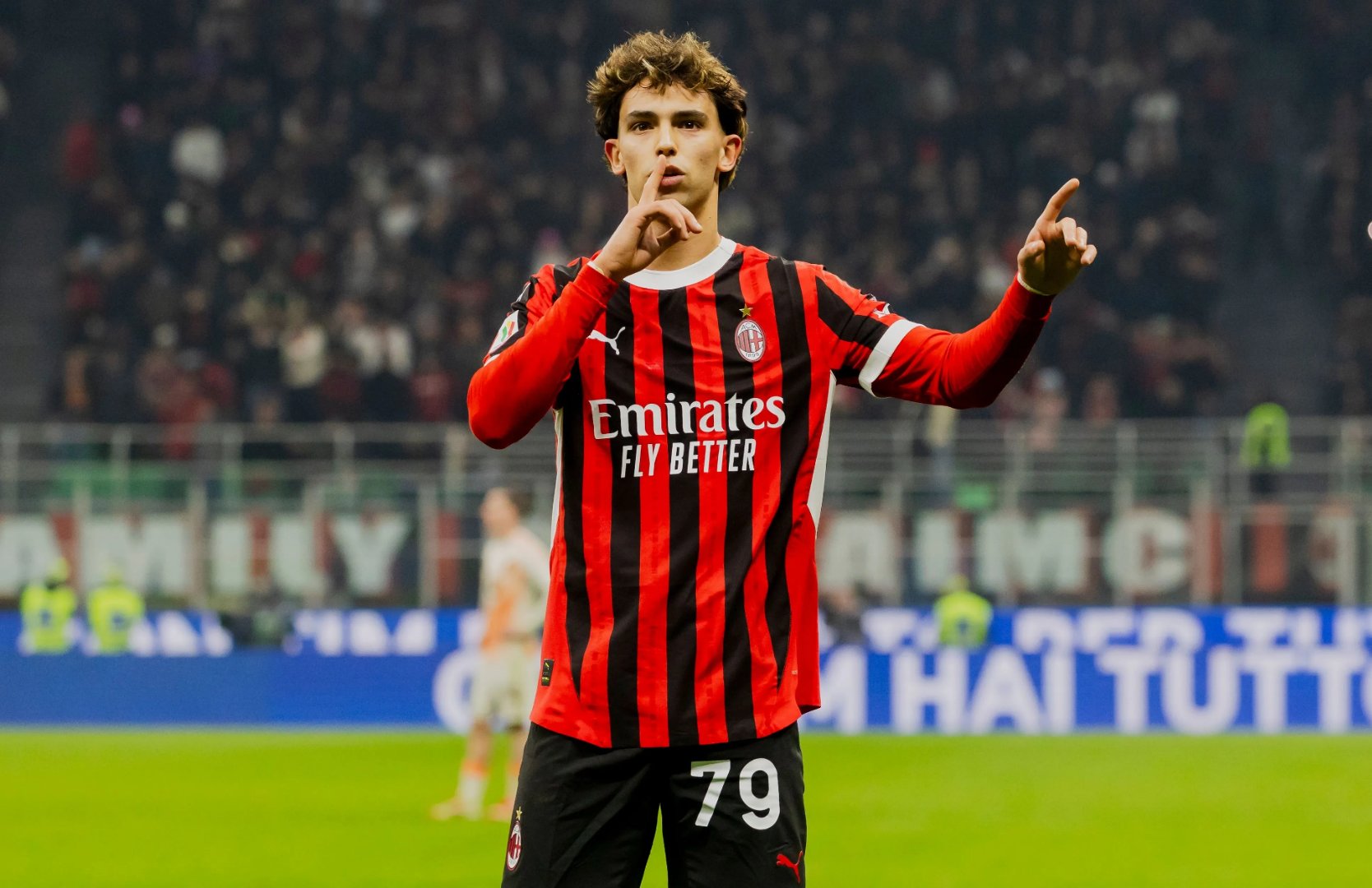 关于欧冠赛程吃紧，AC米兰加时末段复出首秀，引发热议，赛季目标并未改变的信息